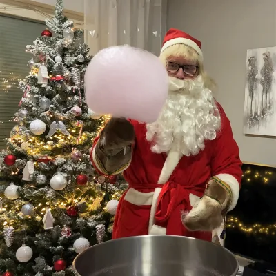 Kuva: Hattarapukki ja tontut